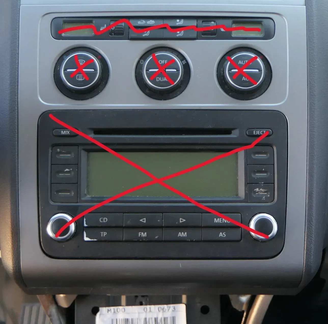VW Touran Mittelkonsole Verkleidung um Radio Klappe Abdeckung Dekor silber - Bild 1