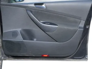1x VW Passat 3C Variant Türverkleidung Verkleidung Tür vorne rechts schwarz - Bild 1
