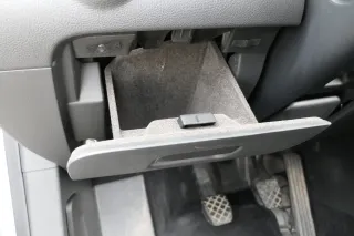 VW Passat 3c Verkleidung Fach Blende Abdeckung Handschuhfach links 3C1857921 - Bild 3
