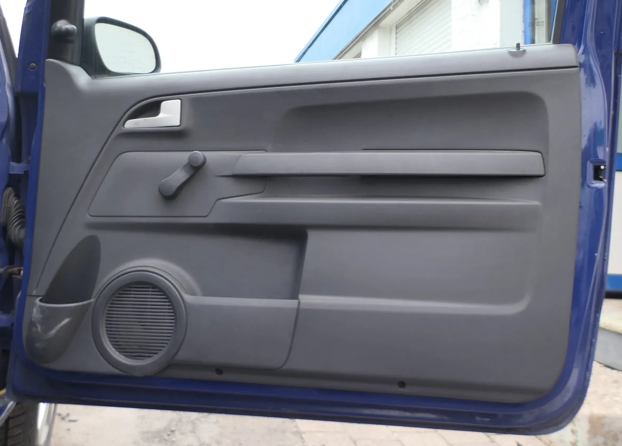 1x VW Fox 5Z Türverkleidung Verkleidung Tür vorne rechts schwarz 5Z3867014 71N - Bild 1