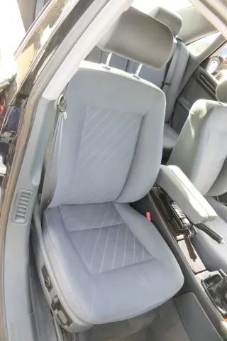 Audi A8 4D Sitz Beifahrersitz vorne rechts elektrisch verstellbar aquablau - Bild 1
