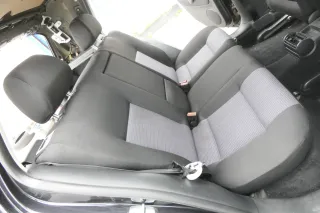 Golf 4 Limousine Sitz Rückbank Rücksitzbank Sitzfläche Sitze Kopfstützen schwarz - Bild 2
