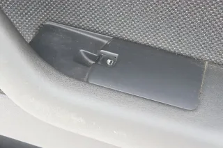 1x Audi A3 8P Türverkleidung Verkleidung Tür vorn vorne rechts 4/5-Türer schwarz - Bild 2