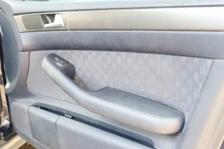 Audi A6 4B Türverkleidung Verkleidung Tür vorne +hinten links rechts blau mariti - Bild 5