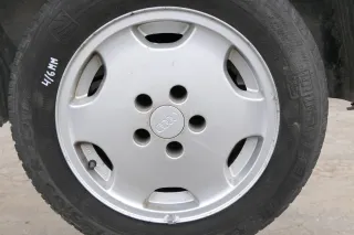 4x Audi A4 100 Alufelgen 195/65 R15 91T Winterreifen Reifen 3-6mm 441601025S - Bild 5