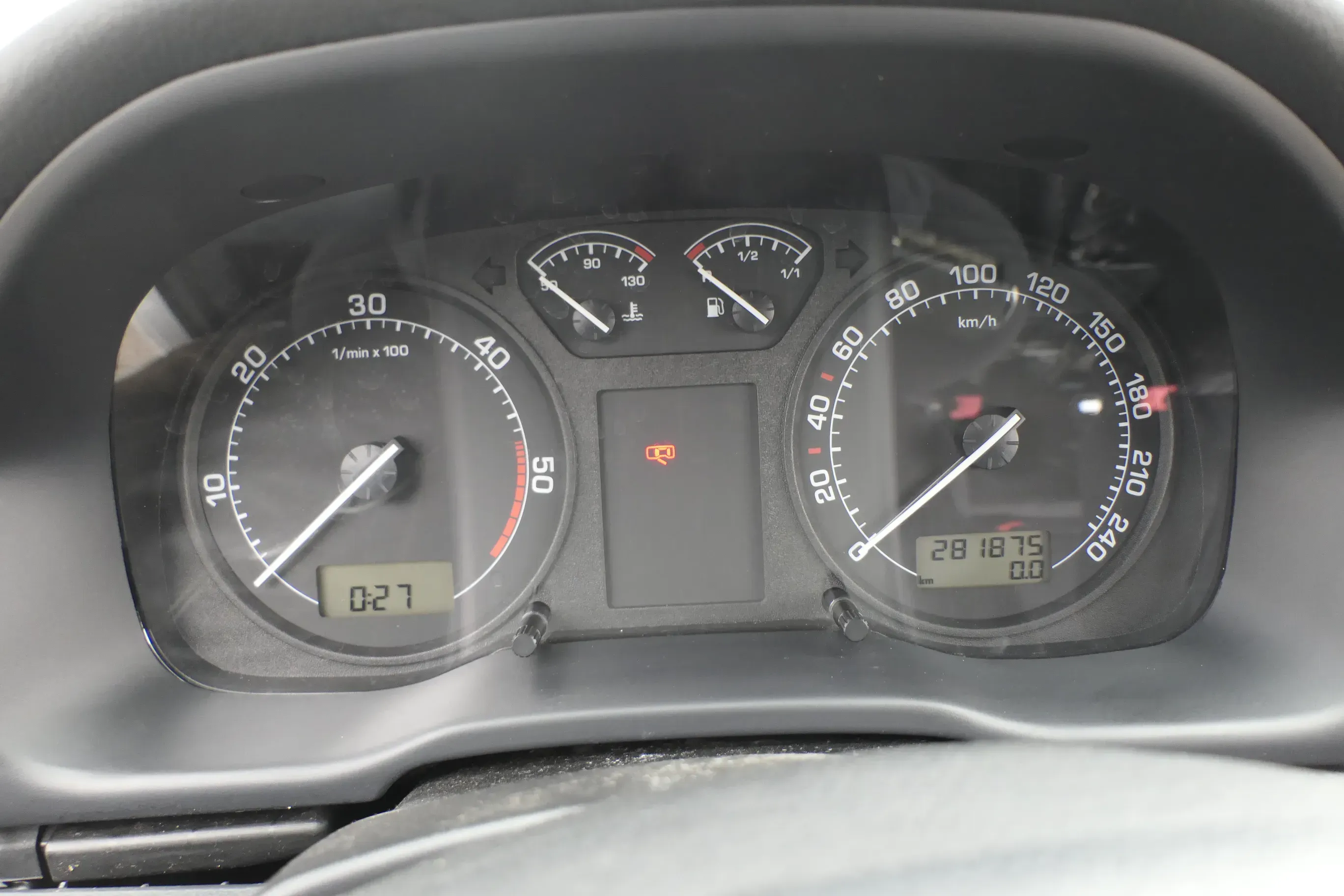 Skoda Octavia 1U Tacho Tachometer Kombiinstrument 1U0920811J 281.000km 1.9TDI - Bild 1