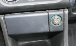 VW Passat 3A 35i Aschenbecher Zigarettenanzünder vorne - Bild 2