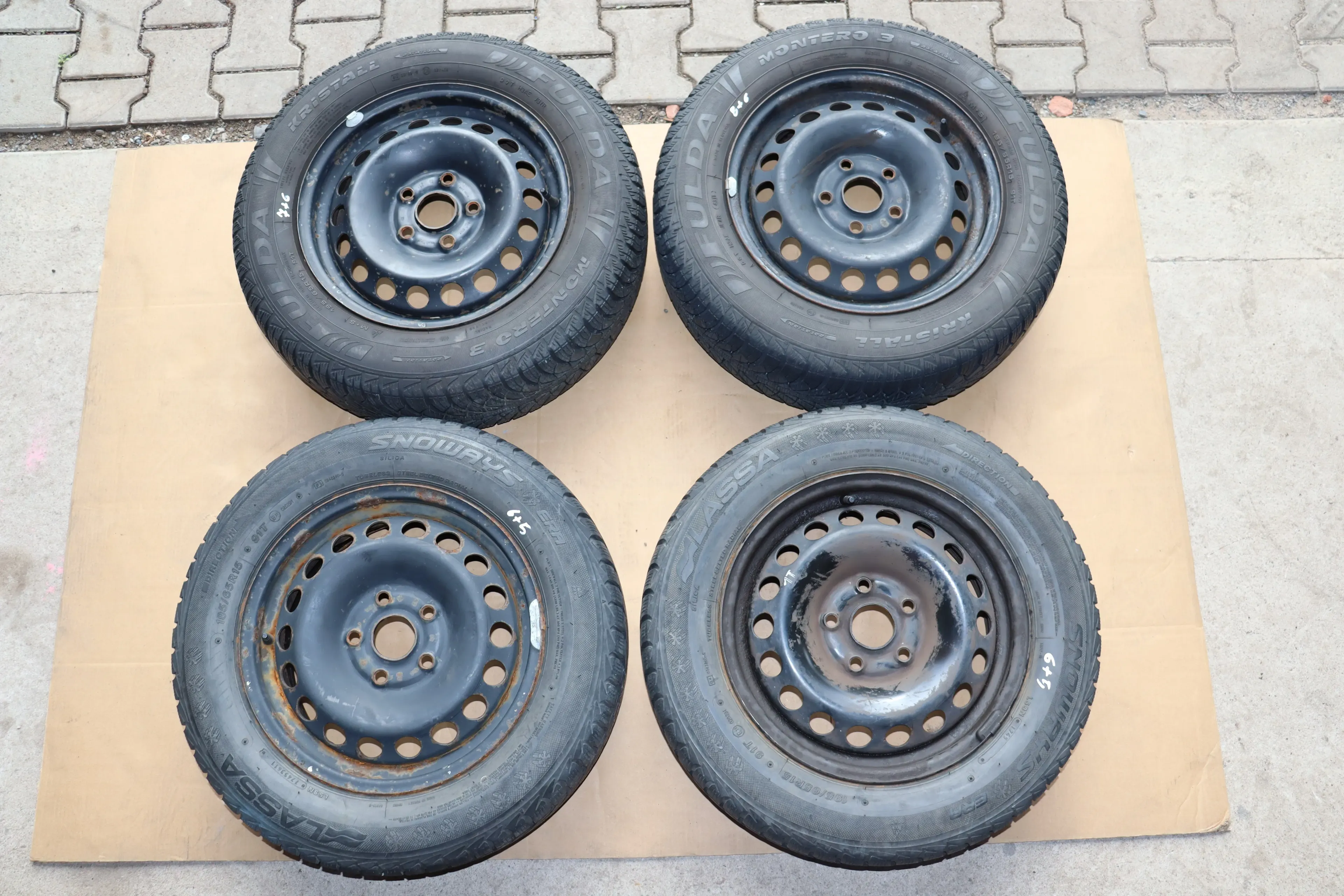 VW Golf 6 Plus 5M 195/65 R15 91T Winterreifen M+S Felgen Reifen M&S ca. 5-7mm - Bild 1