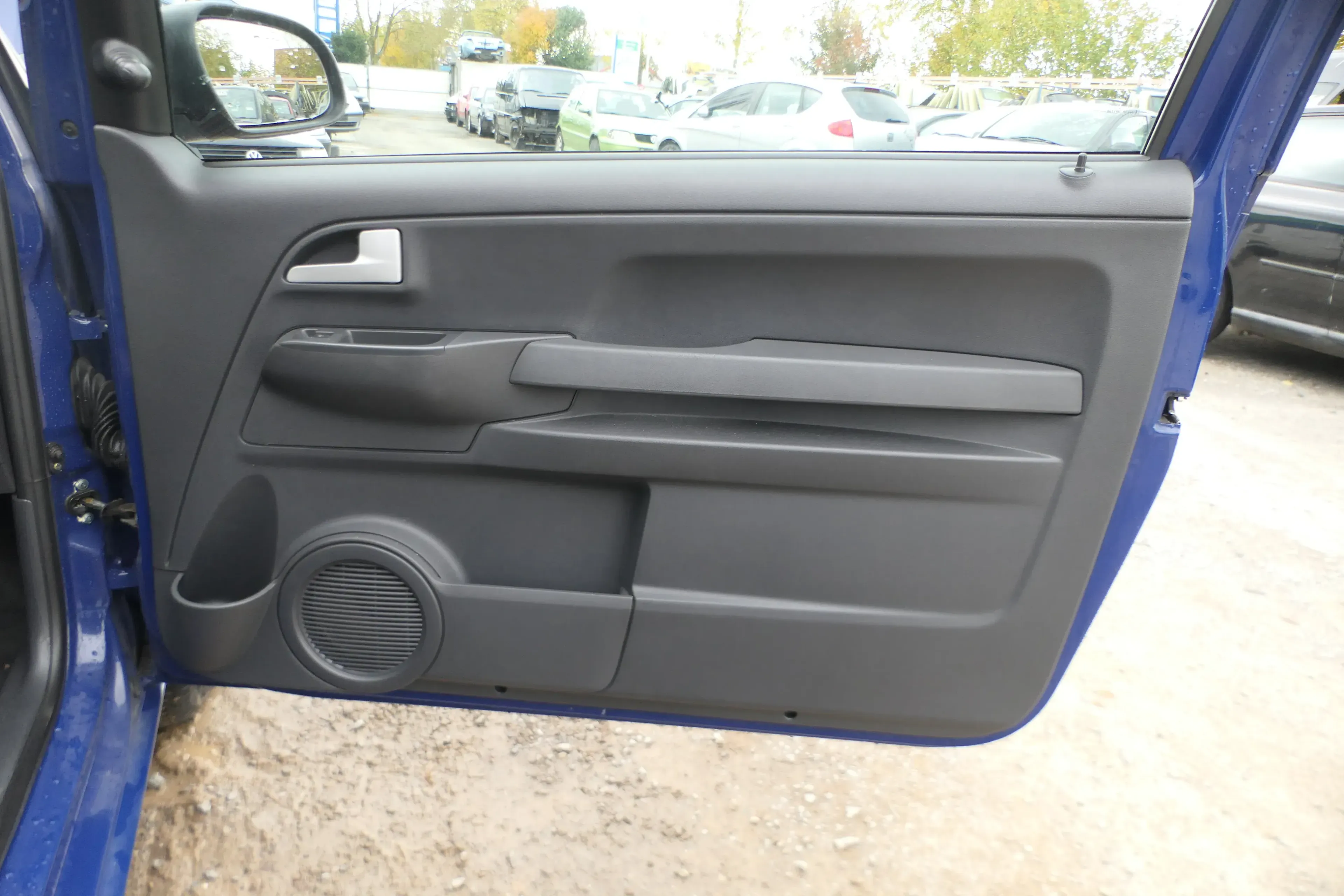 1x VW Fox 5Z Türverkleidung Verkleidung Tür vorne rechts schwarz 5Z3867014A 71N - Bild 1