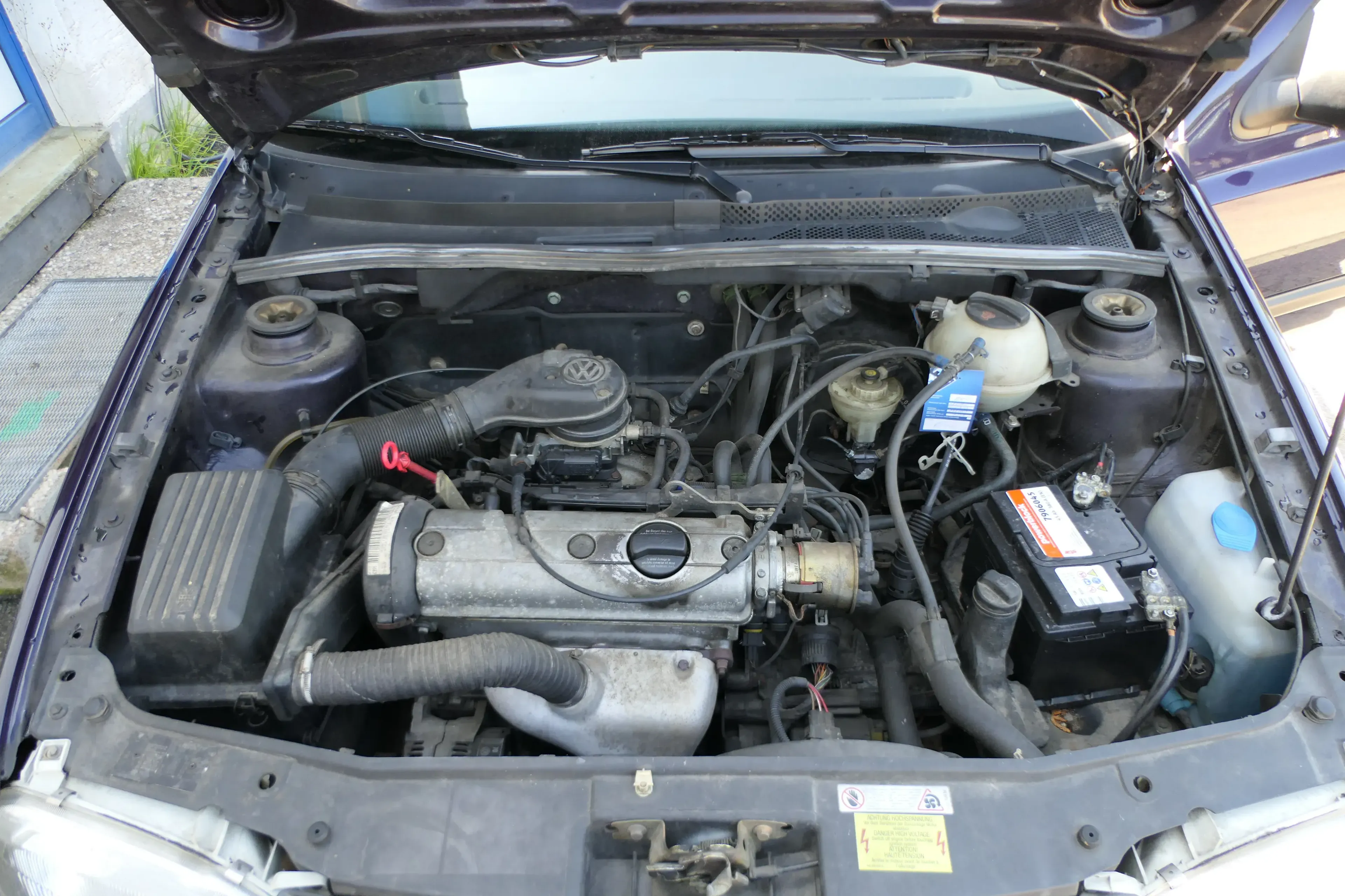 VW Golf 3 Motor mit Zylinderkopf 1,6 55kw 75PS AEA Motor 183.000km-OHNE Anbautei - Bild 1