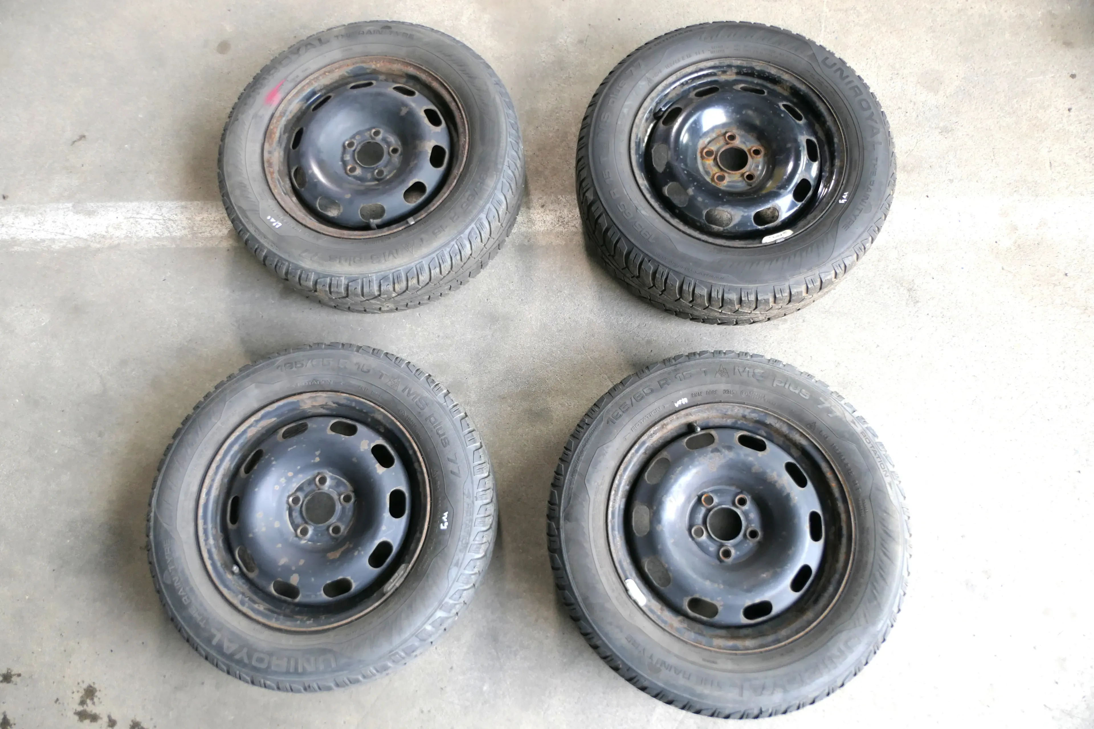 4x VW Golf 4 Bora 195/65 R15 91T Winterreifen M+S Reifen 6jx15H2 ET38 ca. 4-5mm - Bild 1