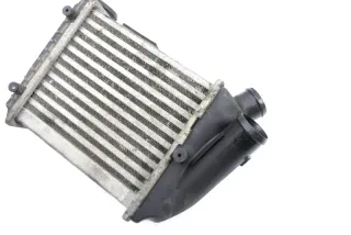 Audi A6 8E B6 B7 Ladeluftkühler Ladeluft Kühler 8e0145806C rechts 6 Zylinder Öl - Bild 2