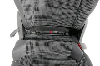 VW Touran 1T Sitz hinten links (1. Reihe) Rücksitz anthrazit - 130923 Iso Fix - Bild 3