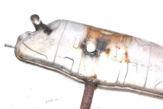 VW Golf 5 V Auspuff Endschalldämpfer hinten 1,4 BUD Motor 59kw 80PS Mittelscha - Bild 3