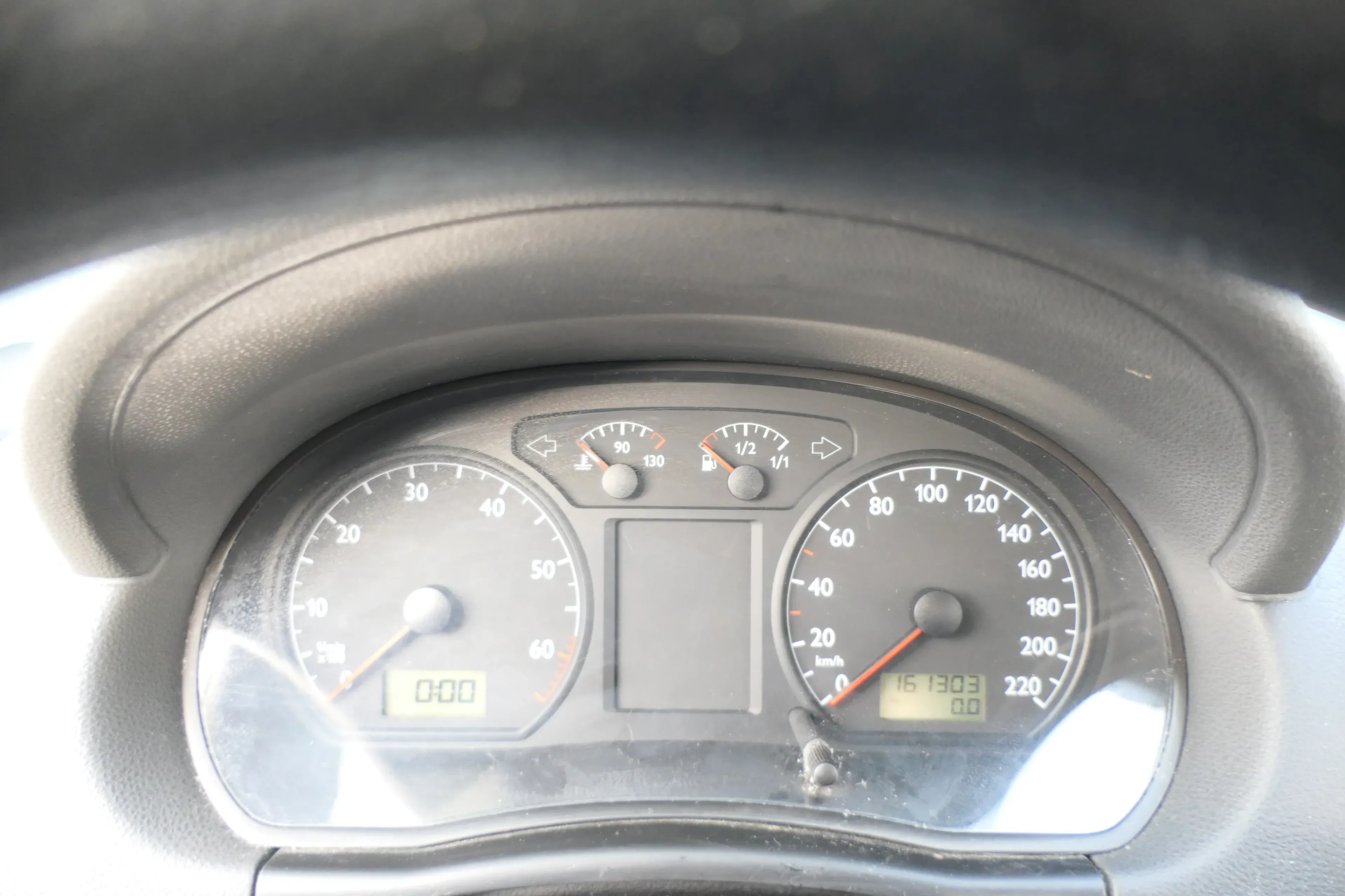 VW Polo 9N Tacho Tachometer Kombiinstrument 161.000km 6Q0920800P 1,2 47kw 40kw - Bild 1