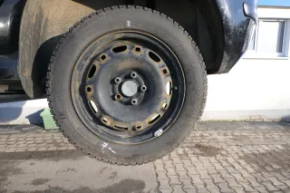 2x Polo 6R 9N Ibiza Felgen 185/60 R14 82T Winterreifen M+S 6jx15 ET38 Reifen 7mm - Bild 3